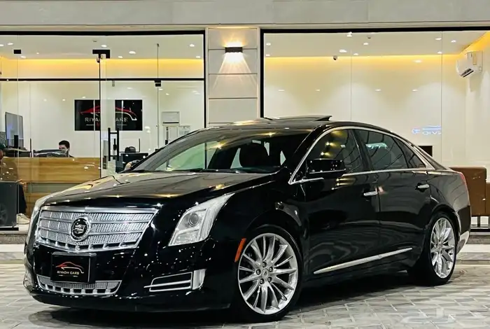 كاديلاك XTS4 2013 بلاتينيوم ( بحالة ممتازة ) 1