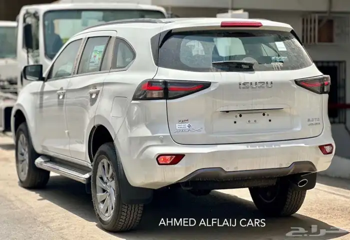 جيب ايسوزو Mux 2024 فل كامل _ ( كاش - تقسيط ) . 5