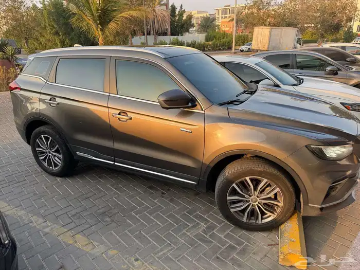 جيلي ازكارا 3