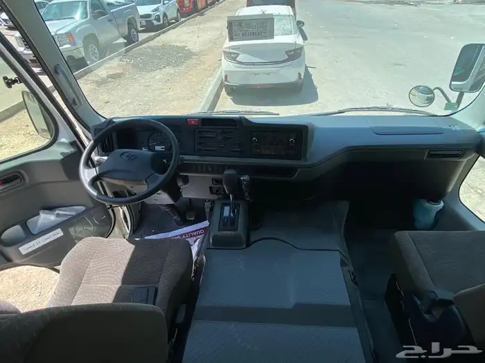 باص تويوتا كوستر ديزل 22 راكب 2025 6