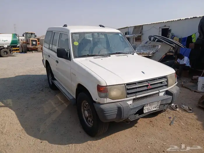 سيارة باجوري باب واحد موديل 2002 بحالة جيدة 0