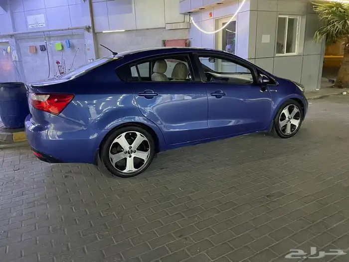 كيا ريو سيدان 2015 2