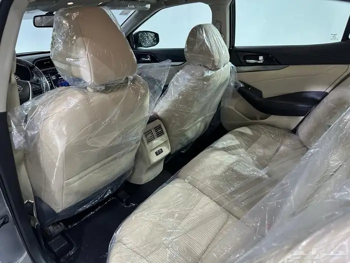 نيسان مكسيما 2020 11