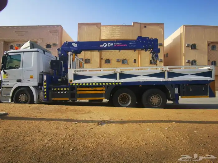 يوجد لدينا كرينات بجميع انوعها ويوجد لدينا مالفت فركلفت سيزر 3