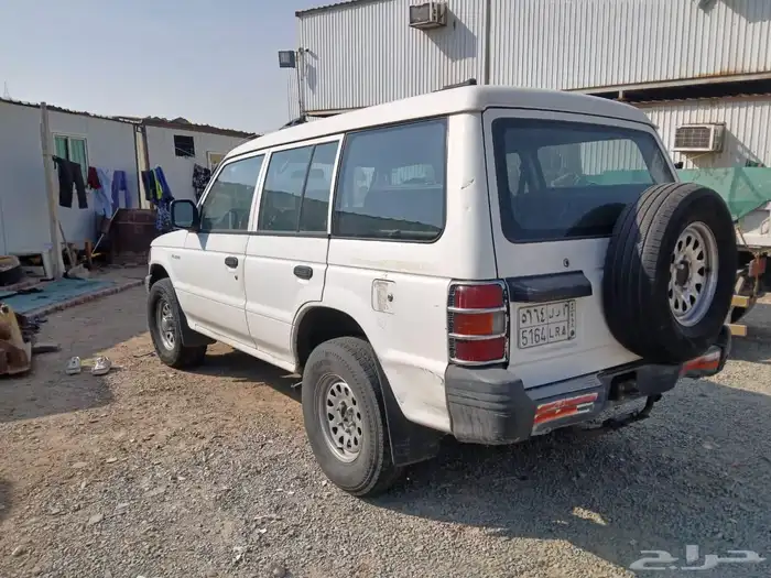 سيارة باجوري باب واحد موديل 2002 بحالة جيدة 1