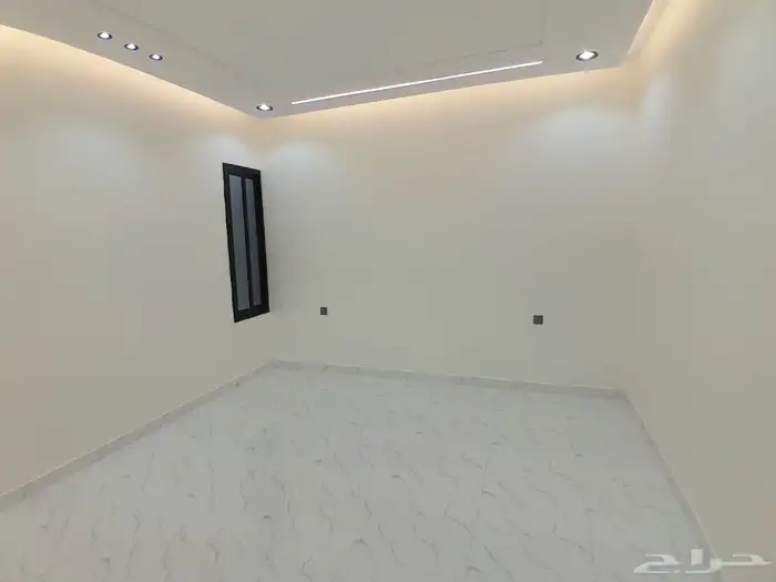 للبيع شقه دور ارضي بمدخل سيارة من 6غرف ب 550الف 12