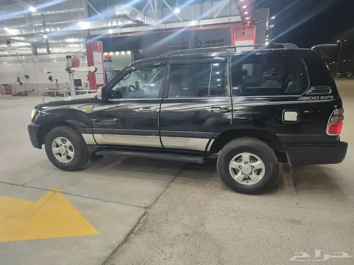 للبيع سيارة لاند كروزر موديل 1998 قير اتوماتيك فتحة سقف زجا 3