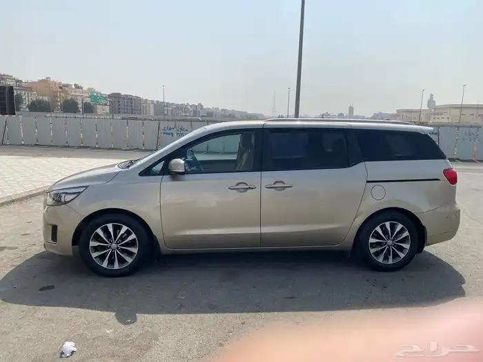 كيا كرنيفال 2016 EX 1