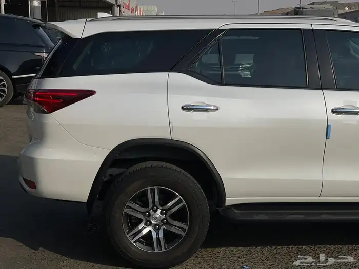 تويوتا فورشنر 2023 دبل مخزن 3