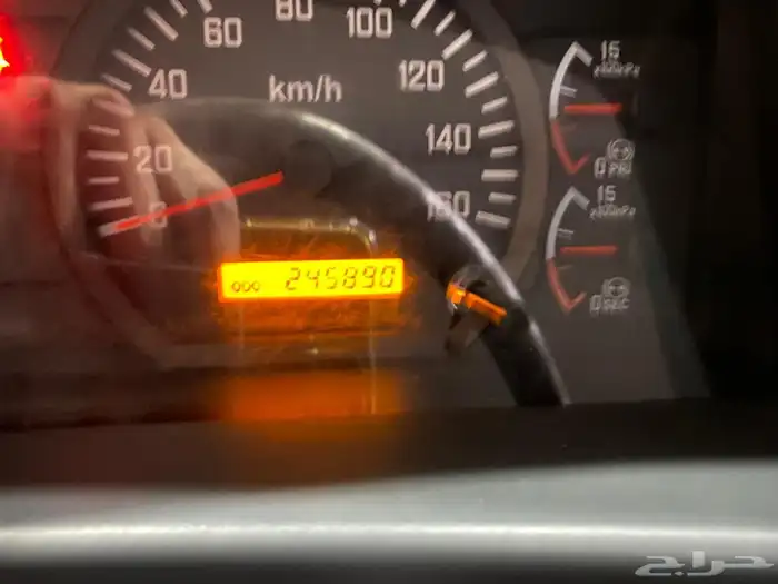 ايسوزو لوري حافظة 13طن 2020 12