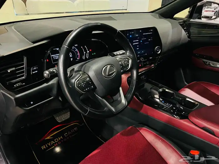 لكزس 2023 NX350 فل (بحالة ممتازة) 4