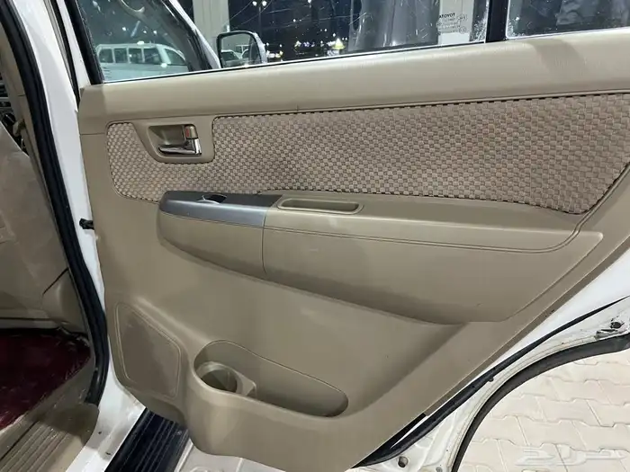 فورشنر موديل 2009 قير عادي دبل 11