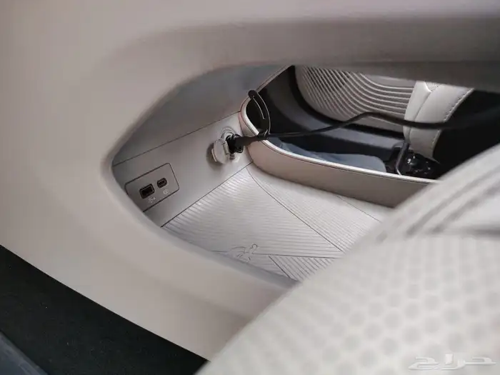 فورد تيريتوري امبيانتي 2023 12