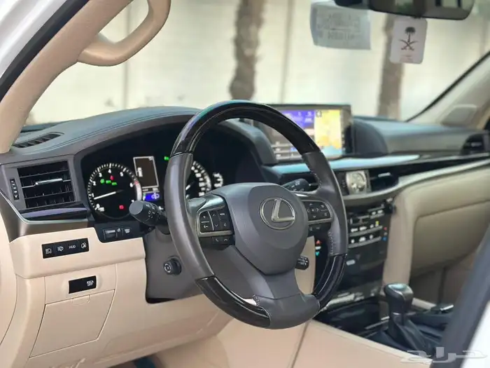 لكزس LX570 2021 سعودي شبه جديد 14