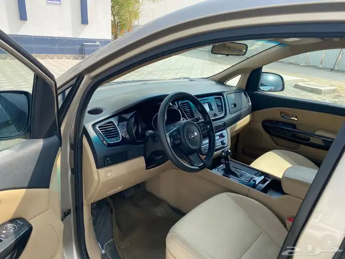 كيا كرنيفال 2016 EX 9