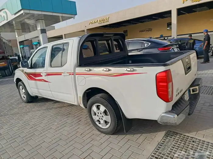 نيسان نافارا 4