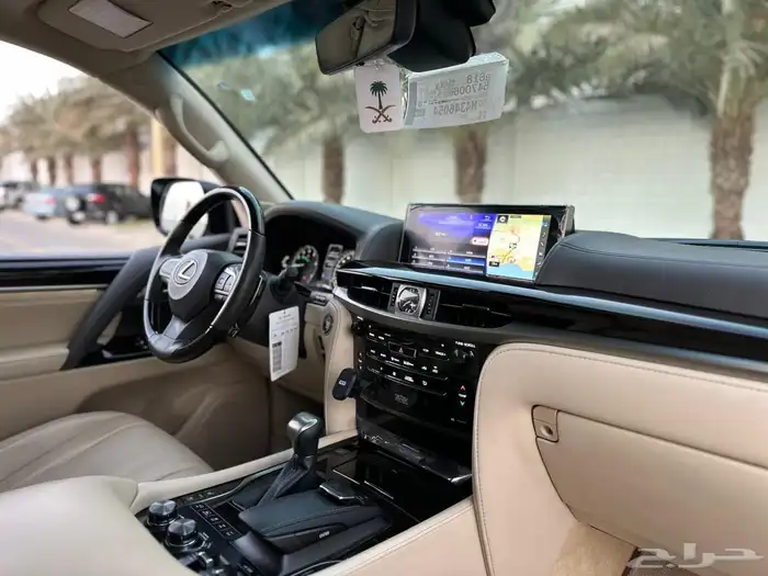 لكزس LX570 2021 سعودي شبه جديد 21