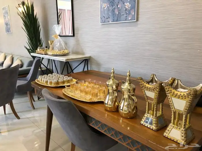 قهوجي وصبابين قهوة قهوه صباب صبابين صب قهوة قهوجين ضيافة 15