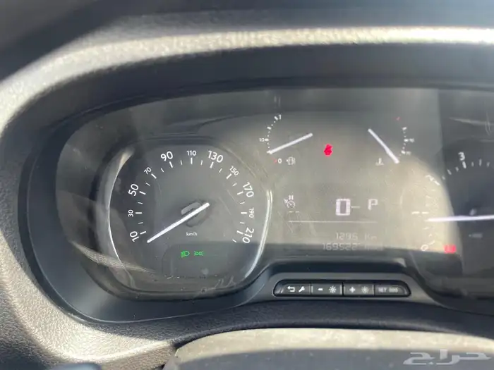 فان بضاعة بيجو اكسبيرت 2022 تماتيك 8