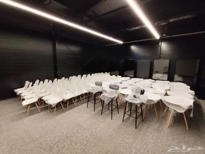 تأجير طاولات وكراسي 4