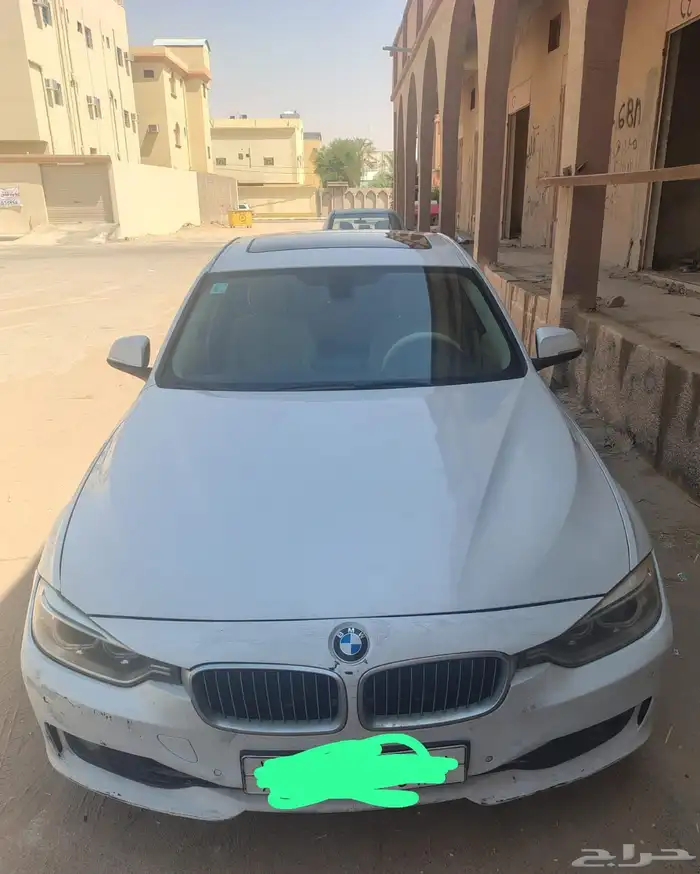 بي ام دبليو الفئة الثالثة 2012 320i 2