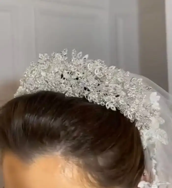 فستان زواج تصميم رؤى نصيف قطعة فرنسية مع طرحة وتاج مجانا 3