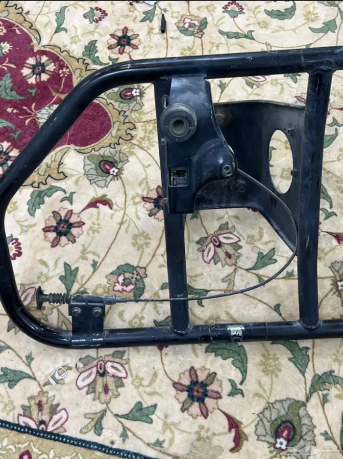 سبير علاق جيب لاند كروزر من 99الى2007 1