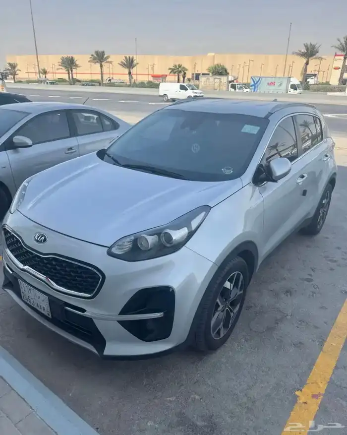 كيا سبورتاج ديزل للبيع او البدل المناسب شرط 0