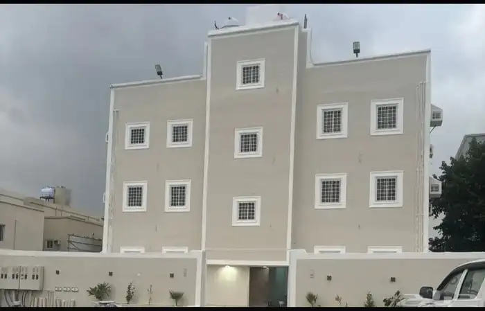 شقتين للإيجار -محايل عسير- قريب من المستشفى العام والاهلي 0