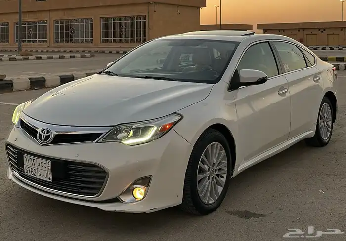 تويوتا افلون 2013 1