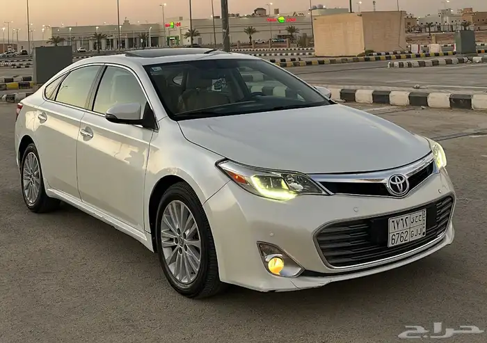 تويوتا افلون 2013 4