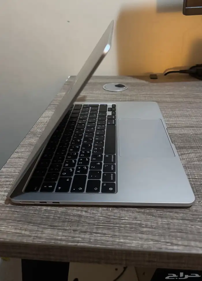 MacBook Air M2 4