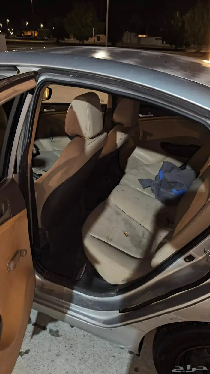 اكسنت للبيع 2012 5