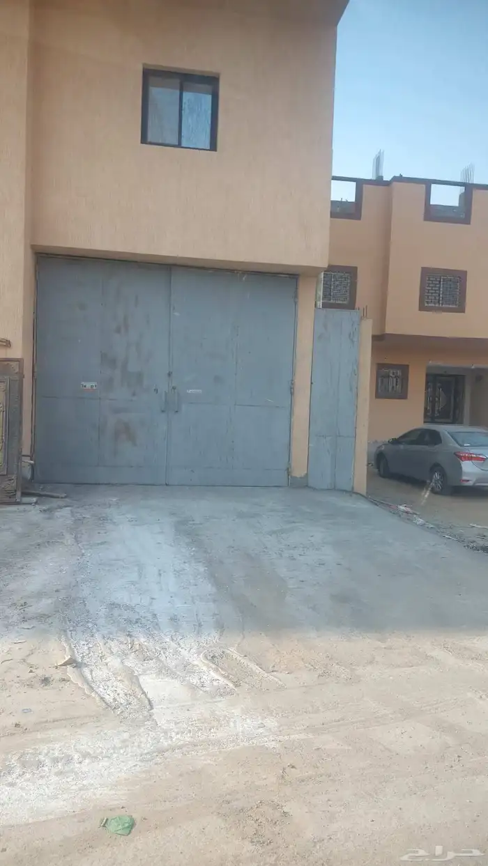 2 بوابة حديد تصلح للحوش أو مستودع 1