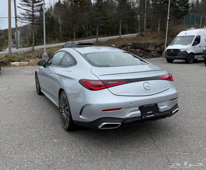 للبيع مرسيدس CLE300 موديل 2024 شبه اصفار وارد كندا 3