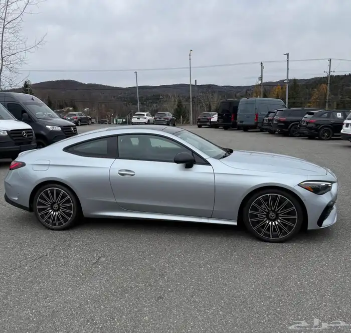 للبيع مرسيدس CLE300 موديل 2024 شبه اصفار وارد كندا 1