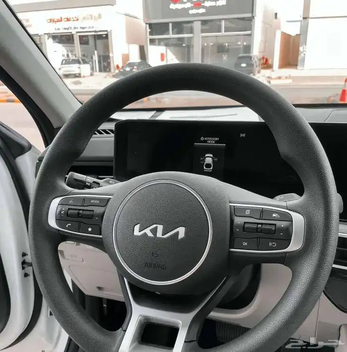 كيا 5 استاندر بصمه 2025 متوفر بالاقساط 3