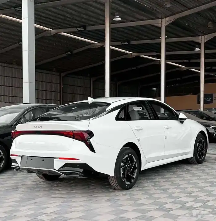 كيا 5 استاندر بصمه 2025 متوفر بالاقساط 6