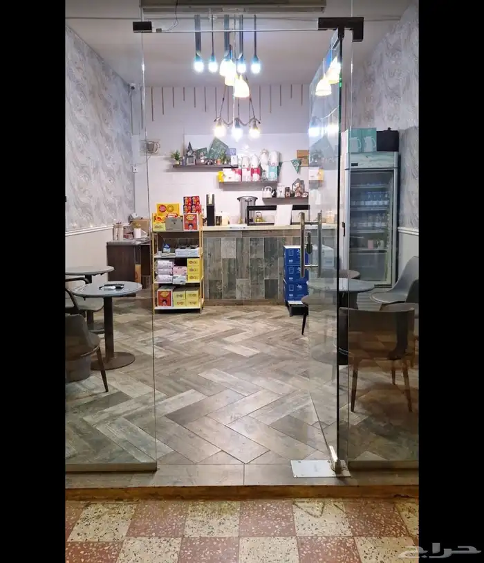 محل شاهي للتقبيل او للايجار 2