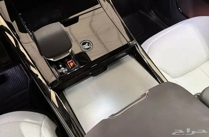 للبيع رانج سبورت موديل 2024 ممشى قليل جدا وارد كندا 13