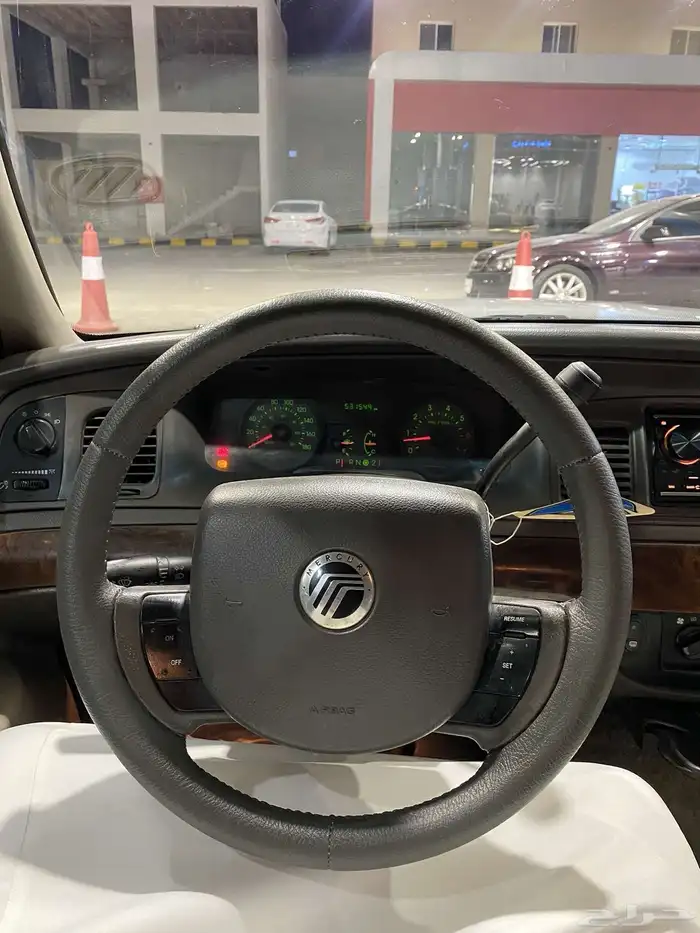 فورد ماركيز 8