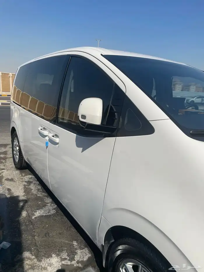 للتنازل او البيع هيونداي ستاريا موديل 2023 ديزل 9