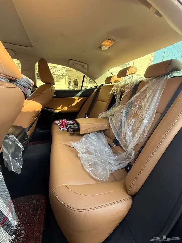 لكزس is300 2020 للبيع 6