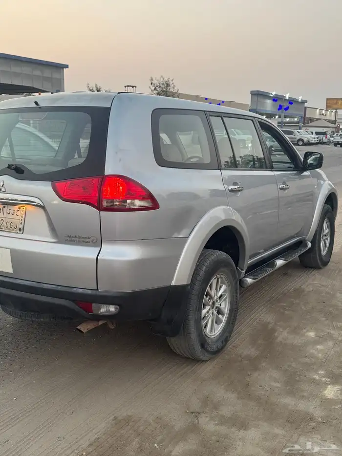 للبيع باجيرو سبورت 2015 4