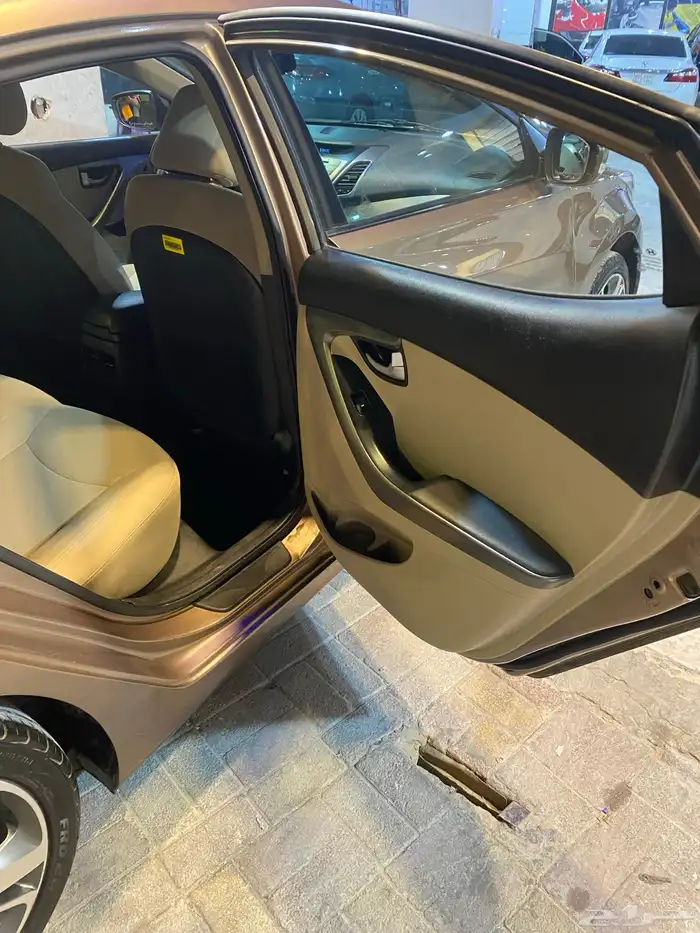 النترا 2015 نظيف وممشى قليل للبيع 6