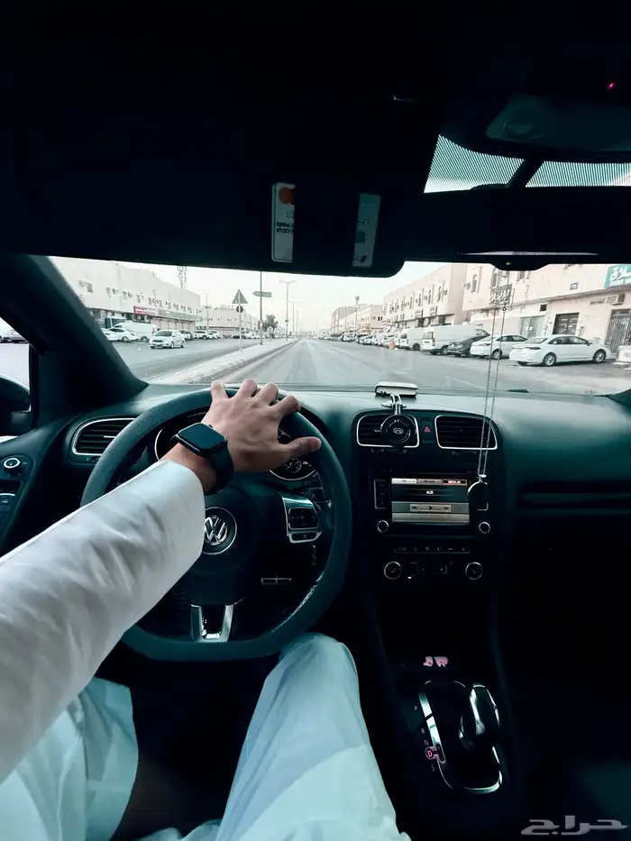 فولكس فاجن جولف 1