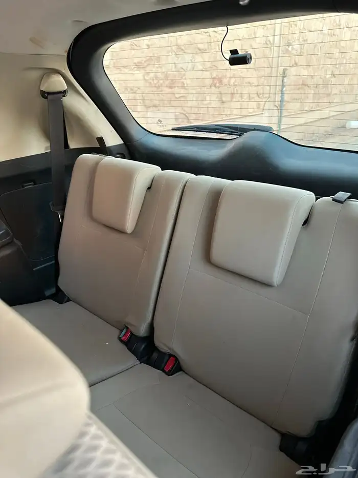 مستبيشى اوتنلاندر 2019 12