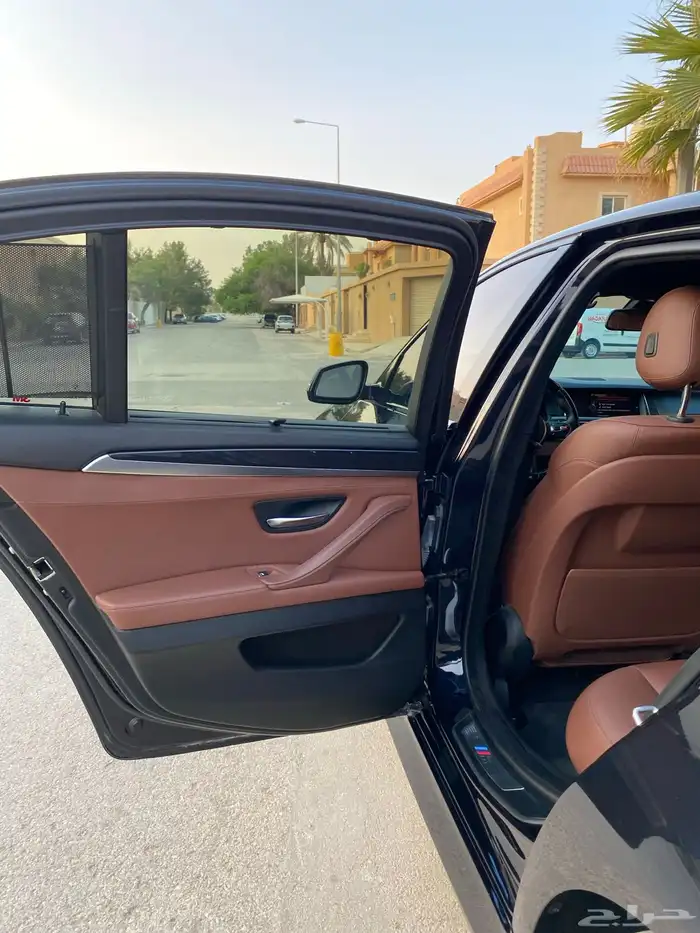 BMW 520i 2016 Mkit - بحالة نظيفة جدا 8