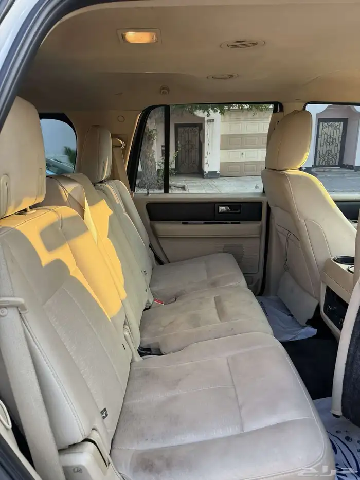 سيارة اكسبديشن فورد للبيع 2015 4