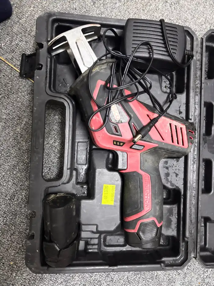 منشار ترددي اوسكو شبه جديد 2